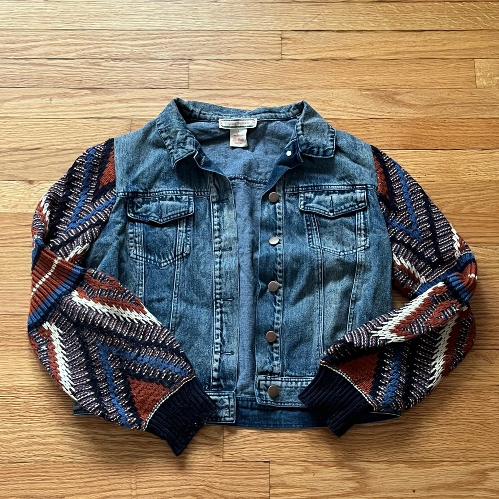 Sweater sleeve western denim jacket